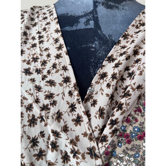 Gigio Plus Floral Surplice Top – Size 2XL (NWT)
Crossover Boho Cottagecore - Picture 3 of 8